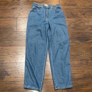 Tapemeasure size 10 jeans 100% cotton. Zip & button fly. EUC!